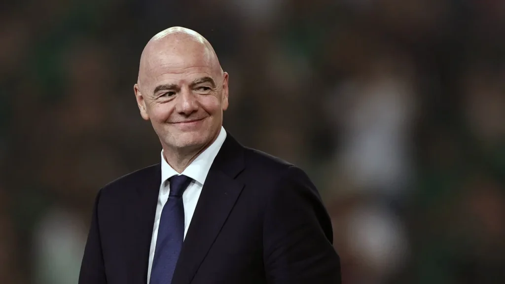 Infantino oo Ka Hadlay Kiiska Cumar Cartan: “FIFA Ma Aha Hay’ad Amar Siin Karta Dowladaha”